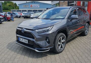 Toyota RAV 4 5.800 km 49.690 &euro; Beckum 59269