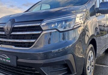 Renault Trafic 22.500 km 32.990 &euro; Paderborn 33100