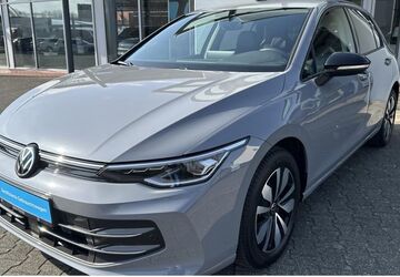 VW Golf 23.150 km 23.998 &euro; Büren 33142