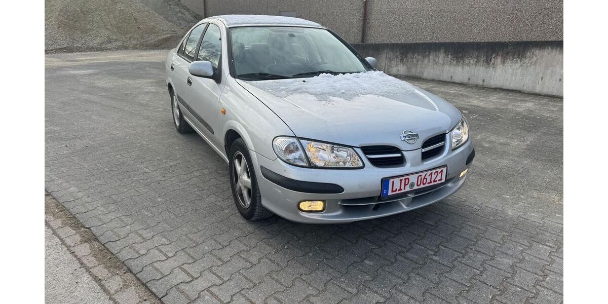 Nissan Almera 144.000 km 2.150 &euro; Lippstadt 59558
