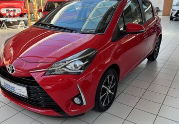Toyota Yaris 40.000 km 12.990 &euro; Paderborn 33104