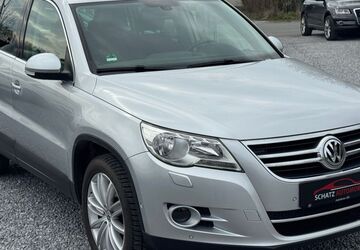 VW Tiguan 162.000 km 7.999 &euro; Salzkotten 33154