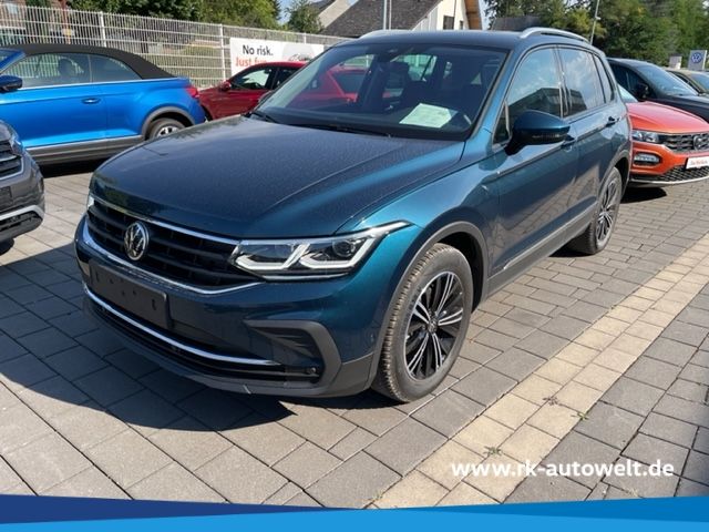 VW Tiguan 4.781 km 38.998 &euro; Soest 59494