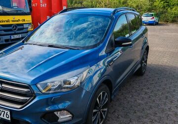 Ford Kuga 78.000 km 15.500 &euro; Paderborn 33106