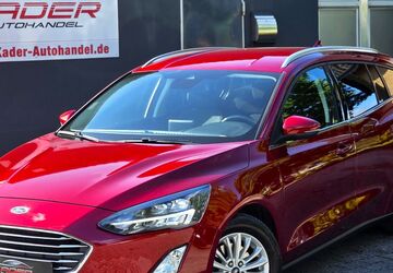 Ford Focus 95.000 km 15.990 &euro; Paderborn 33104