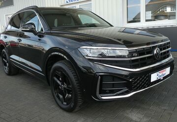 VW Touareg 25.065 km 59.900 &euro; Paderborn 33106