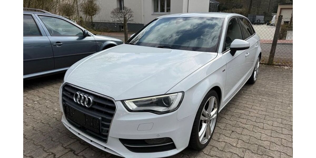 Audi A3 215.000 km 12.300 &euro; Oelde 59302