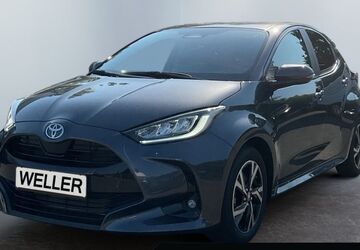 Toyota Yaris 4.325 km 24.980 &euro; Gütersloh 33330