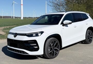 VW Tayron 24.000 km 47.890 &euro; Paderborn 33102