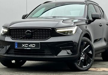 Volvo XC40 5.000 km 42.940 &euro; Paderborn 33106