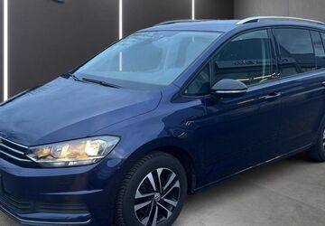 VW Touran 89.500 km 22.750 &euro; Warstein-Belecke 59581