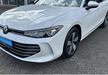 VW Passat Variant 17.978 km 33.999 &euro; Büren 33142