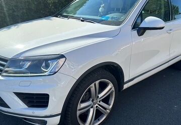 VW Touareg 306.500 km 14.799 &euro; Welver 59514