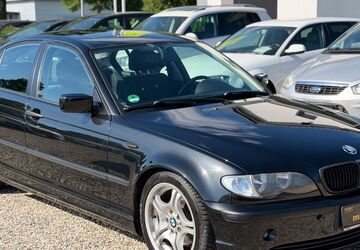 BMW 318 214.000 km 3.990 &euro; Paderborn 33106