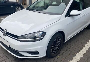 VW Golf 115.000 km 11.500 &euro; Lippstadt 59557