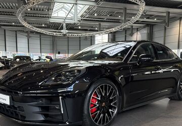 Porsche Panamera 5.900 km 174.890 &euro; Paderborn 33100