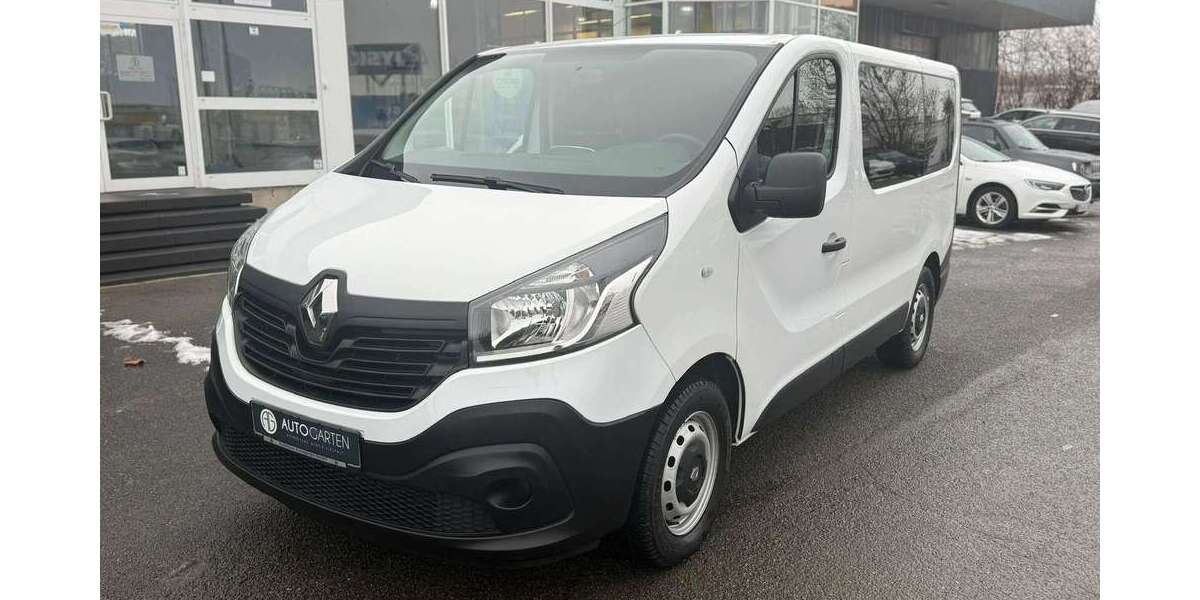 Renault Trafic 67.000 km 21.950 &euro; Paderborn 33106