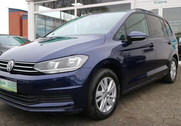 VW Touran 153.566 km 19.990 &euro; Paderborn Schloß-Neuhaus 33104