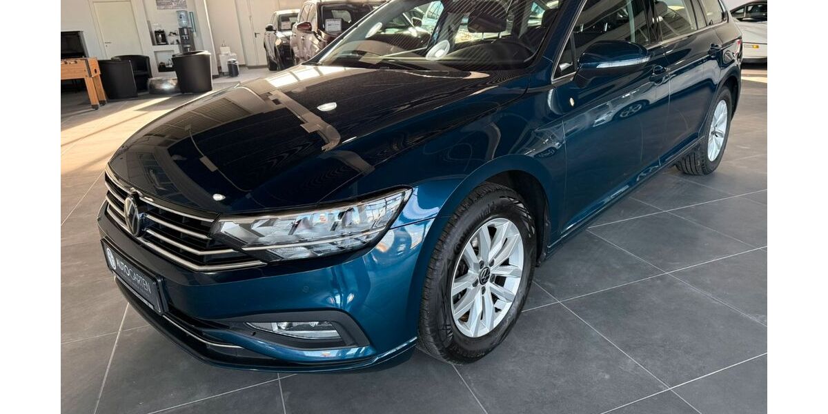 VW Passat Variant 104.000 km 20.950 &euro; Paderborn 33106