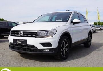 VW Tiguan 99.087 km 21.940 &euro; Lippstadt 59557