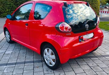 Toyota Aygo (X) 187.800 km 1.900 &euro; Warstein 59581