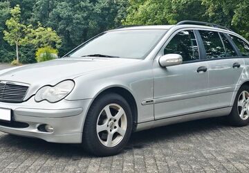 Mercedes-Benz C 220 259.321 km 2.600 &euro; Gütersloh 33332