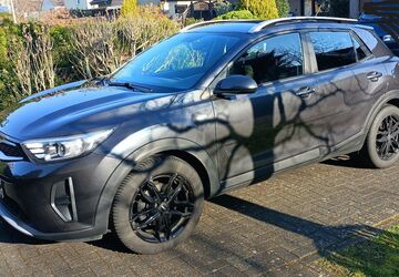 Kia Stonic 49.000 km 13.800 &euro; Gütersloh 33330