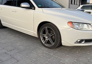 Volvo V70 289.486 km 9.399 &euro; Hövelhof 33161