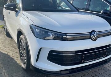 VW Tiguan 9.600 km 33.780 &euro; Wadersloh 59329