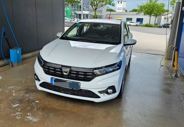 Dacia Sandero 43.000 km 13.000 &euro; Lippstadt 59555