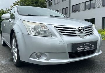 Toyota Avensis 228.000 km 3.999 &euro; Lippstadt 59557