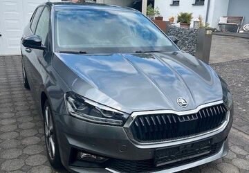 Skoda Fabia 49.000 km 16.999 &euro; Paderborn 33100