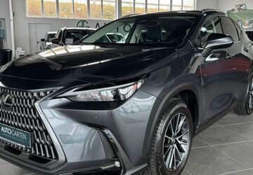Lexus NX 350h 78.000 km 41.950 &euro; Paderborn 33106
