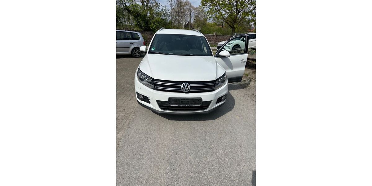 VW Tiguan 206.500 km 8.299 &euro; Welver 59514