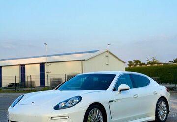 Porsche Panamera 61.000 km 35.500 &euro; Gütersloh 33330