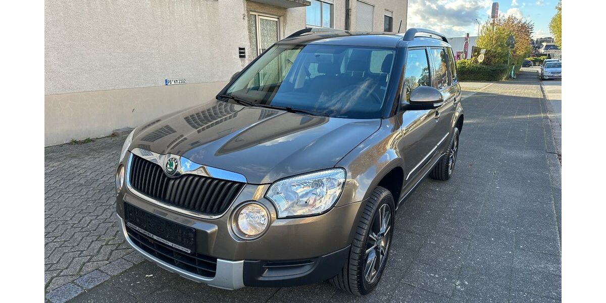 Skoda Yeti 89.000 km 6.990 &euro; Paderborn 33100