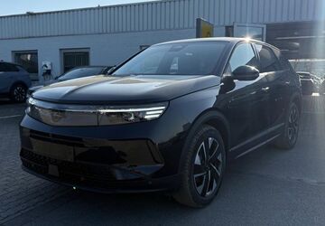Opel Grandland (X) 9.290 km 30.990 &euro; Anröchte 59609