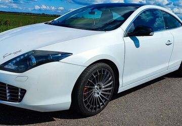 Renault Laguna 207.000 km 7.900 &euro; Paderborn 33100