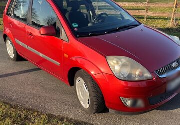 Ford Fiesta 131.790 km 2.900 &euro; Rheda-Wiedenbrück 33378