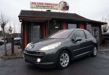 Peugeot 207 225.670 km 990 &euro; Erwitte 59597