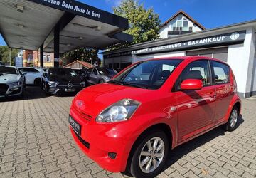 Daihatsu Sirion 128.000 km 4.950 &euro; Paderborn 33098