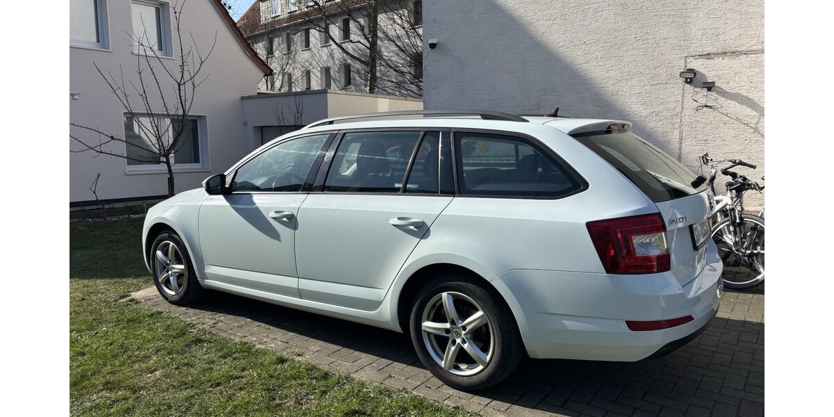 Skoda Octavia 306.000 km 5.999 &euro; Soest 59494