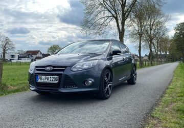 Ford Focus 120.000 km 4.500 &euro; Paderborn 33106