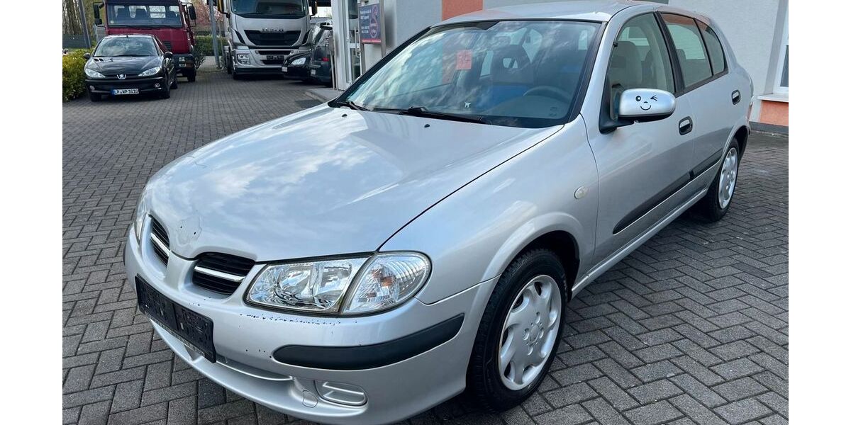 Nissan Almera 130.000 km 2.700 &euro; Lippstadt 59557