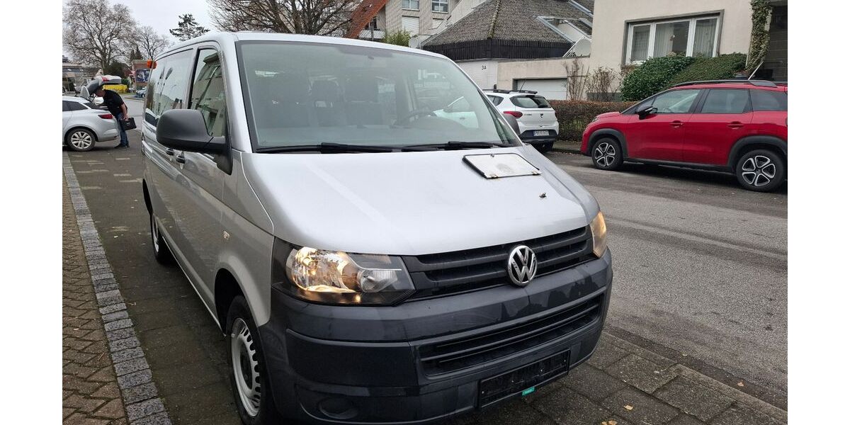 VW T5 Transporter 291.000 km 8.999 &euro; Paderborn 33100