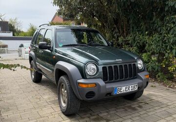 Jeep Cherokee 226.000 km 5.200 &euro; Beckum 59269