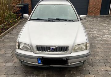 Volvo V40 194.025 km 799 &euro; Anröchte 59609