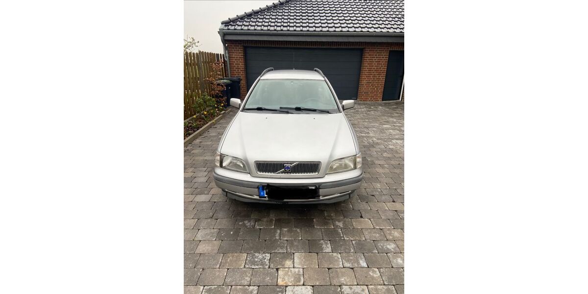 Volvo V40 194.025 km 799 &euro; Anröchte 59609