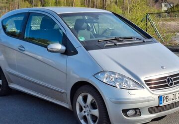 Mercedes-Benz A 150 101.000 km 4.300 &euro; Paderborn 33104