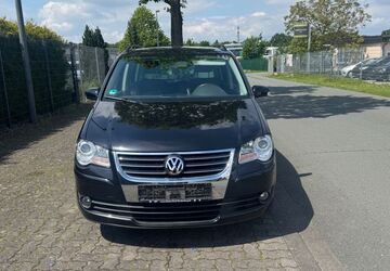 VW Touran 199.000 km 2.600 &euro; Lippstadt 59557